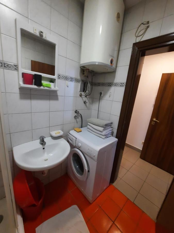 Studio In The Centre Of Novi Sad Apartment Exterior photo